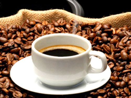 uống cà phê đều đặn có tác dụng chống cao huyết áp