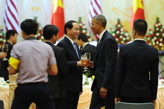 Tổng thống Mỹ Obama dự tiệc chiêu đãi của Việt Nam tại Trung tâm Hội nghị Quốc tế, Hà Nội
